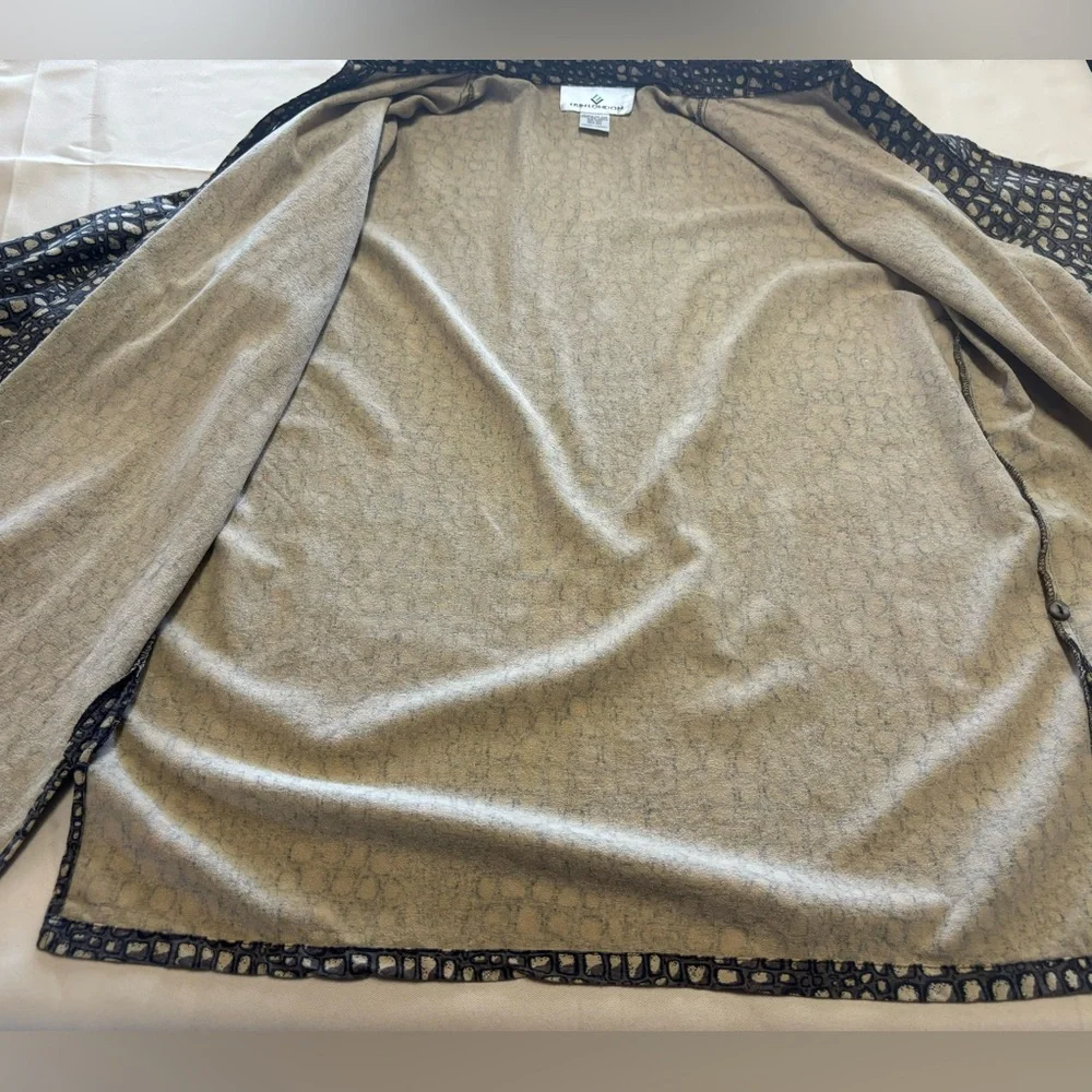Vintage 90s 100%‎ Silk Crocodile Animal Print Top, Medium